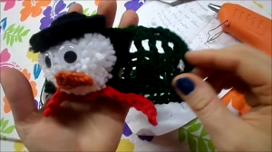 crochet snowman